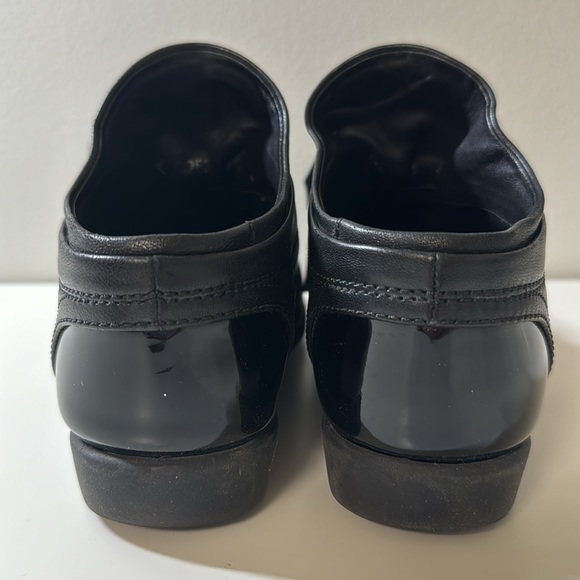 Auth CHANEL Black Leather Cap Toe CC Sneakers Size 37 - Picture 4 of 11